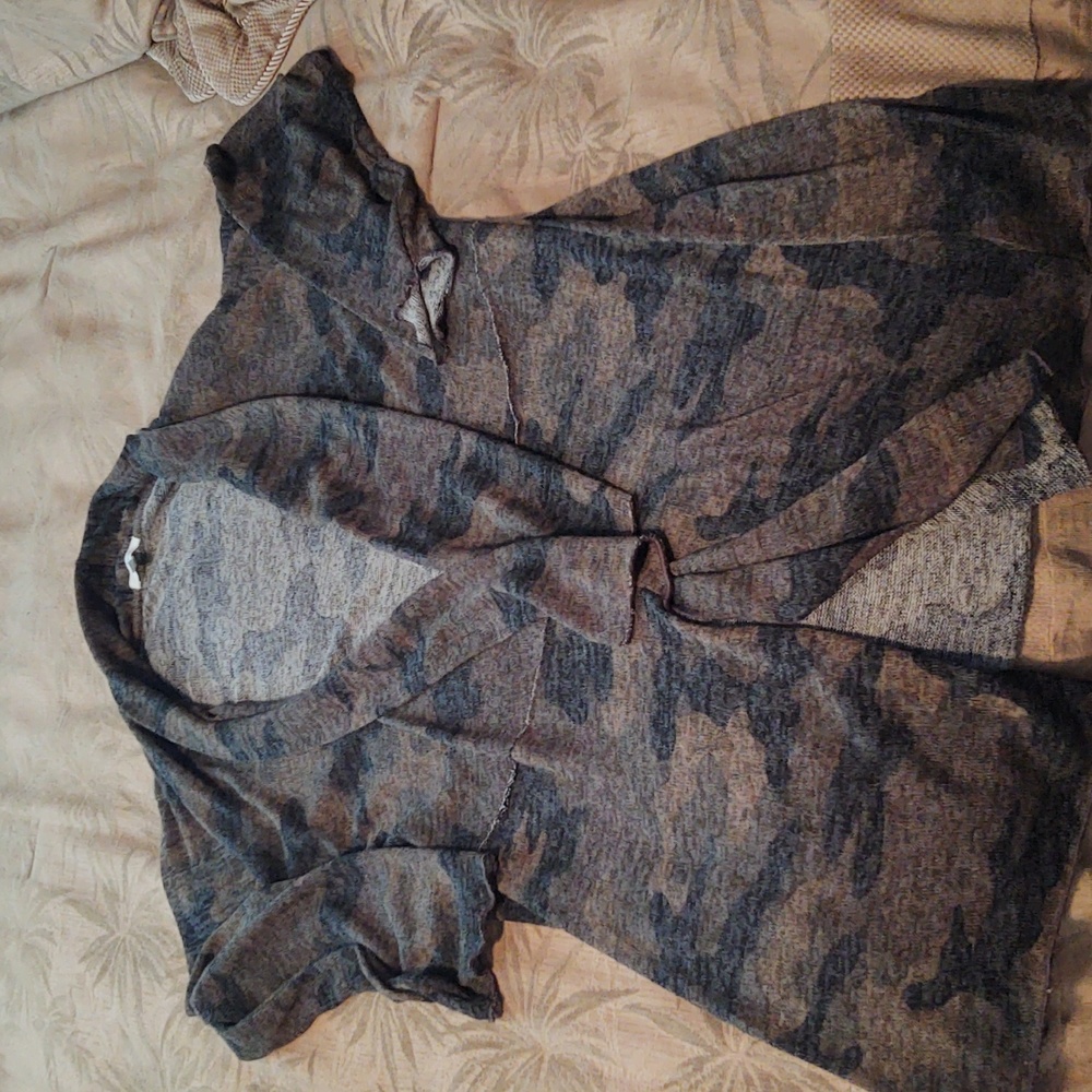 Maurices Camo Open front Cardigan Sweater Size XXL